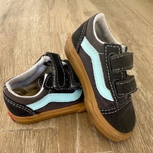 Vans old skool gum sole shoes